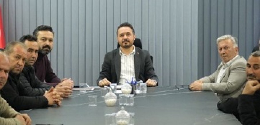 AK Parti Uşak’ta Muhtarlarla