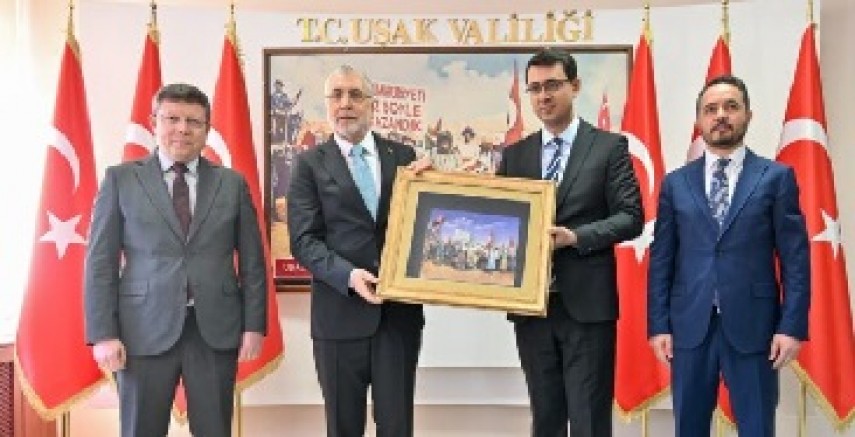 Bakan Vedat Işıkhan Uşak’ta Temaslarda Bulundu