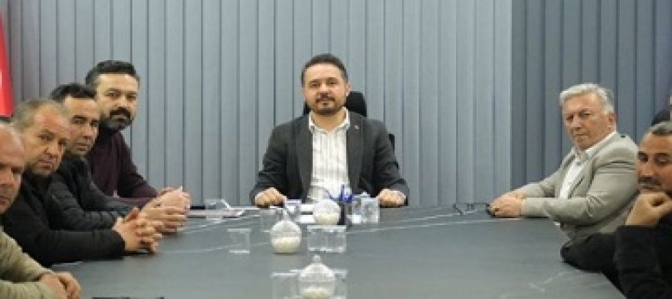 AK Parti Uşak’ta Muhtarlarla