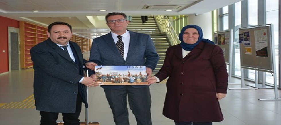 KENT KONSEYİNDEN KÜTÜPHANE HAFTASINA DESTEK