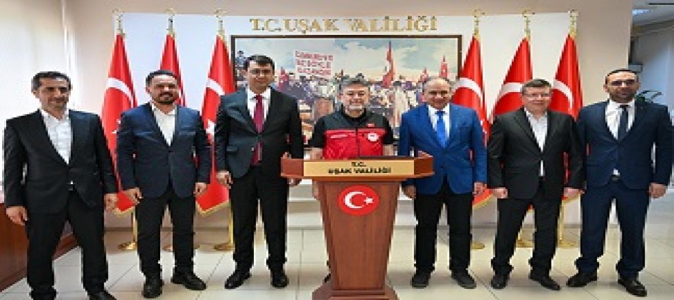 Tarım ve Orman Bakanı İbrahim Yumaklı Uşak Valiliğini Ziyaret Etti