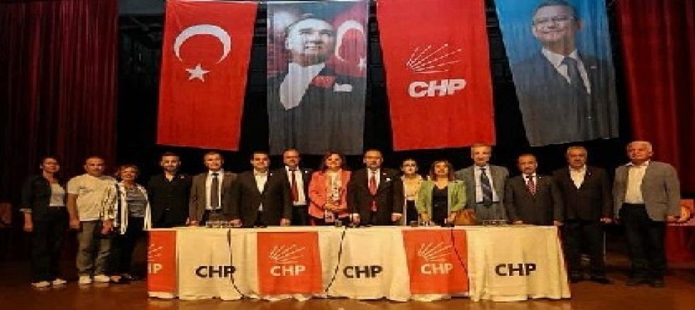 Ümit Akbel CHP Uşak Merkez İlçe Başkanlığına Seçildi