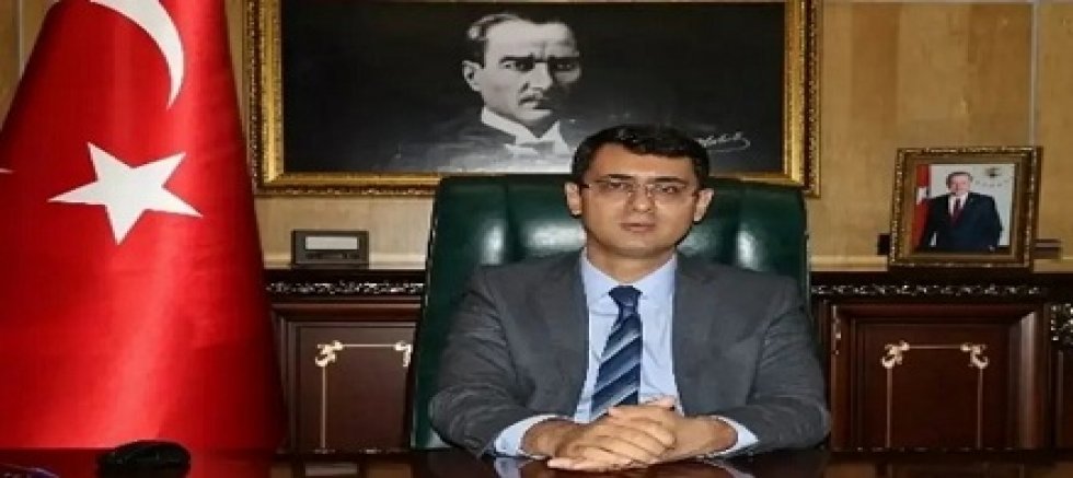 VALİ SERDAR KARTAL’IN “23 NİSAN ULUSAL EGEMENLİK VE ÇOCUK BAYRAMI İLE TBBM’NİN AÇILIŞININ 106. YIL DÖNÜMÜ” MESAJI