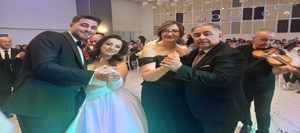 YILDIRIM AİLESİNİN EN MUTLU GÜNÜ