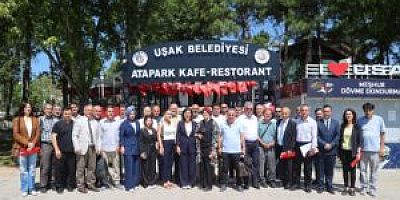 Başkan Vekili Basın Mensuplarıyla Bir Araya Geldi