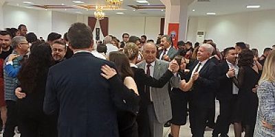 EĞİTİM-İŞ COŞKULU BALO DÜZENLEDİ